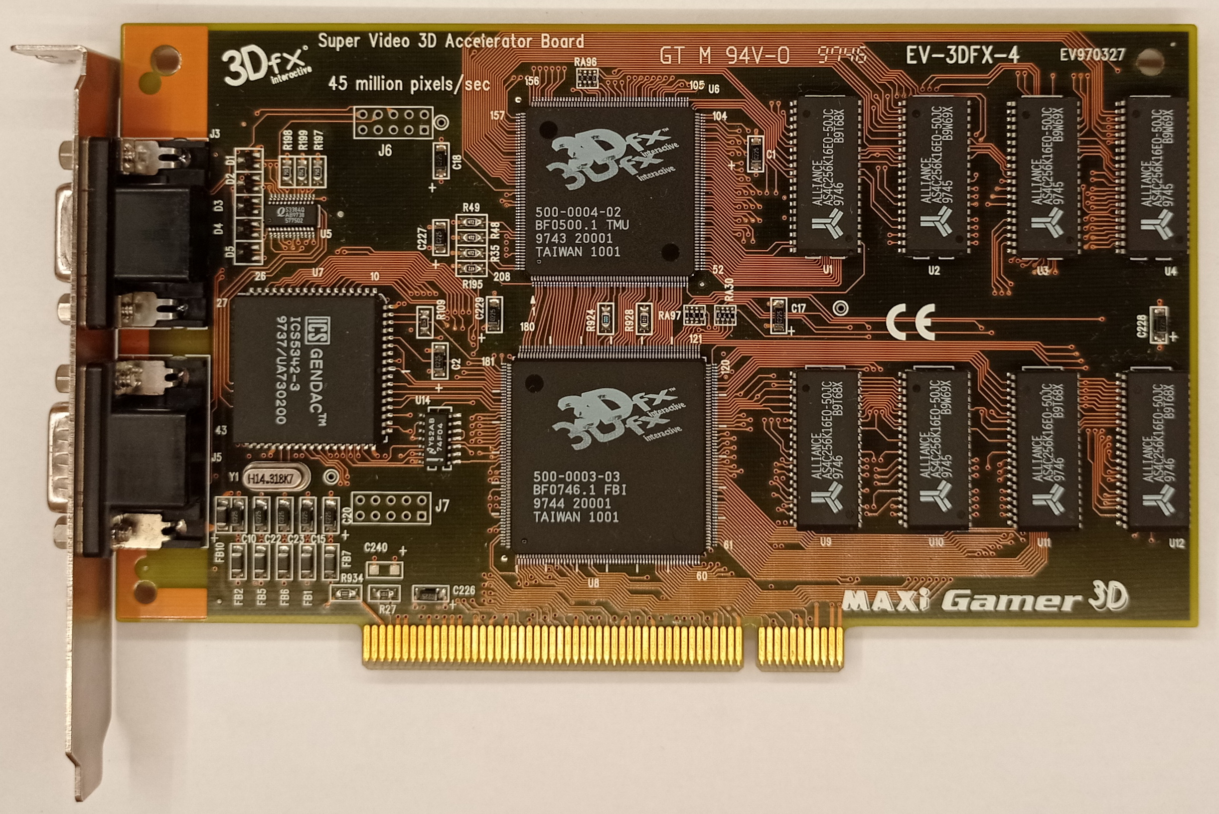 Voodoo 1 4MB (Guillemot MaxiGamer3D) [Front]